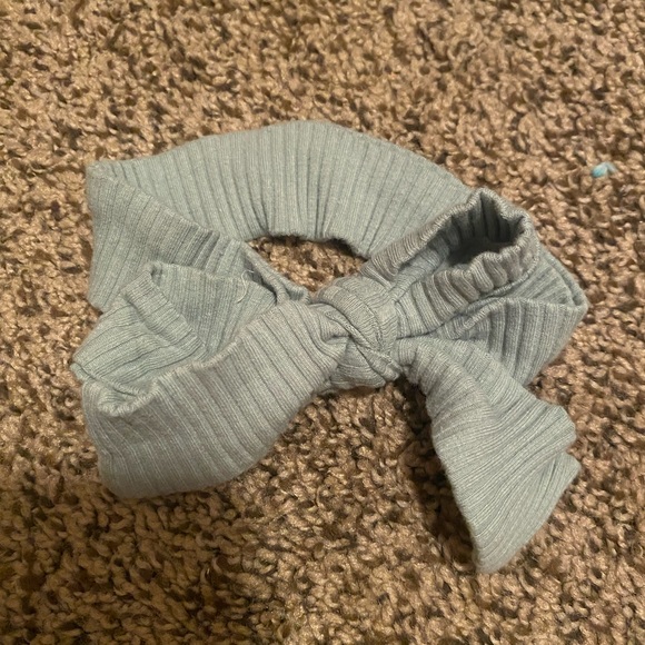 over 50 bows - Picture 12 of 13